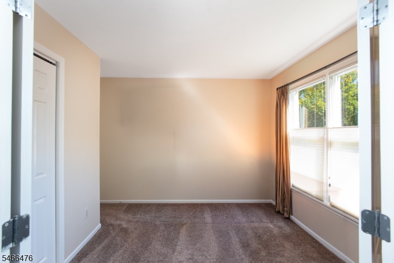 5 Eton Court Bedminster NJ 07921