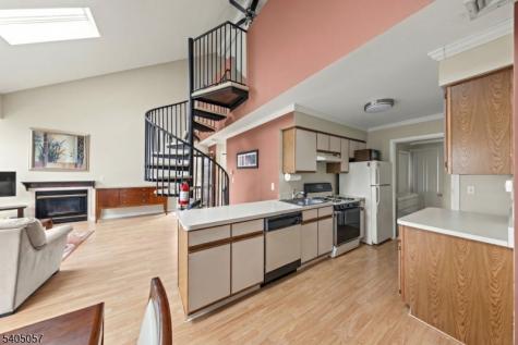 1 Baltusrol Ct. Unit 2 Vernon NJ 07462