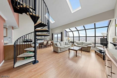 1 Baltusrol Ct. Unit 2 Vernon NJ 07462