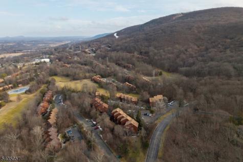 1 Baltusrol Ct. Unit 2 Vernon NJ 07462