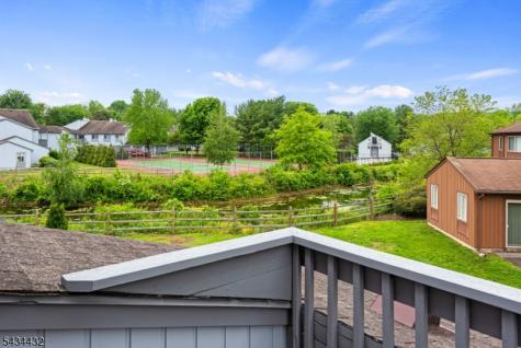 210 Drake Lane Roxbury NJ 07852