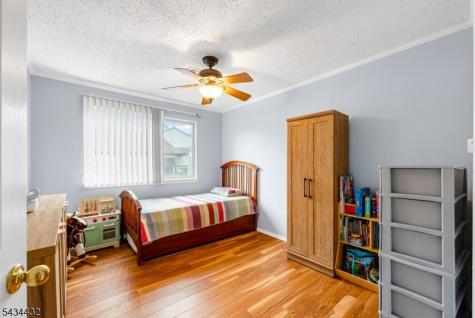 210 Drake Lane Roxbury NJ 07852