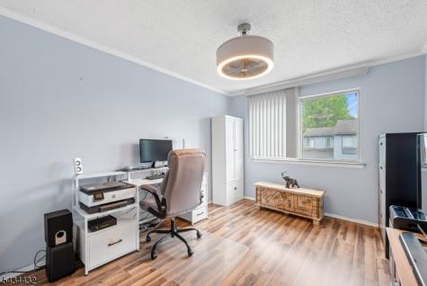 210 Drake Lane Roxbury NJ 07852
