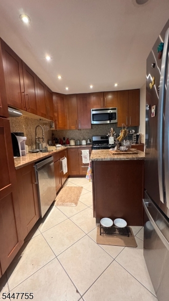 40 Holly Street Jersey City NJ 07305