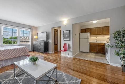 565 Grove St Unit E10 Clifton NJ 07013