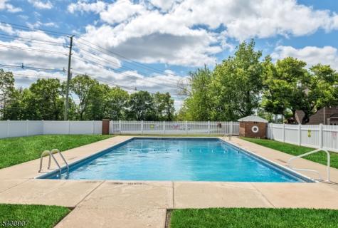 565 Grove St Unit E10 Clifton NJ 07013