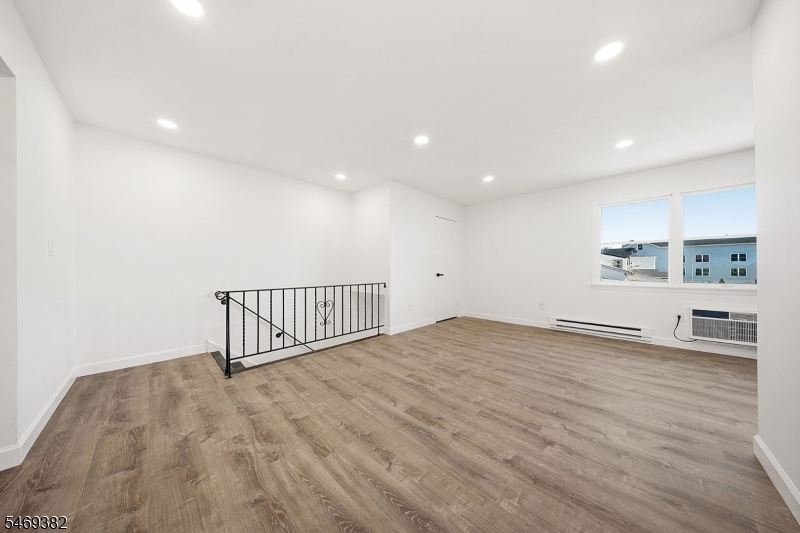 245 Edmund Avenue Paterson NJ 07502