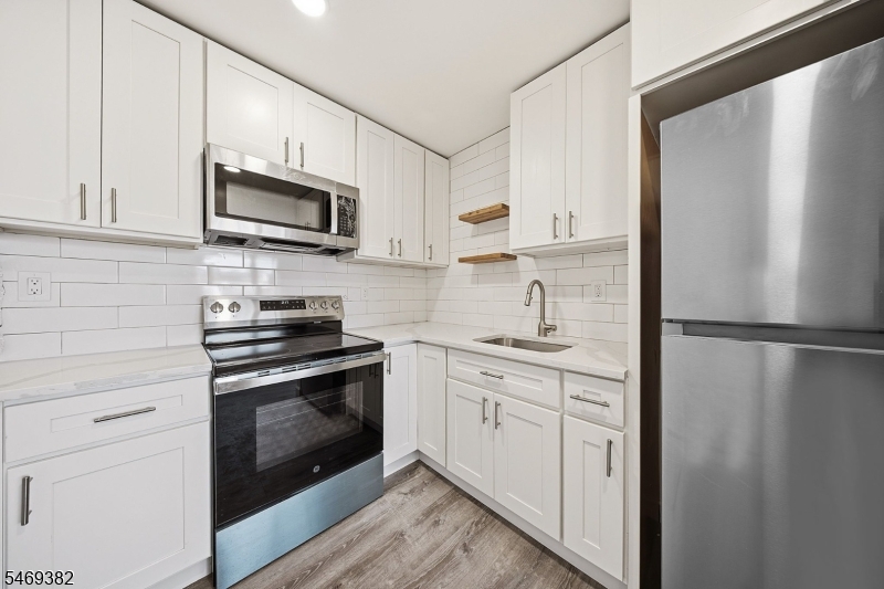 245 Edmund Avenue Paterson NJ 07502