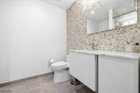 1201 Rio Vista Drive Mahwah NJ 07430