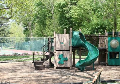 1201 Rio Vista Drive Mahwah NJ 07430