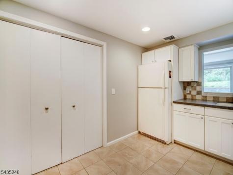 125 W End Avenue Newton NJ 07860