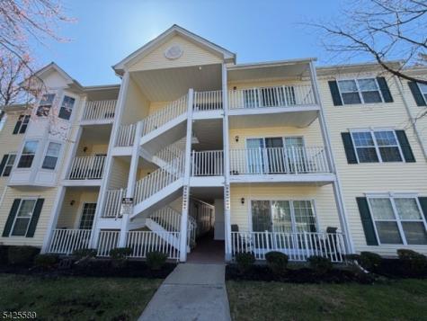 89 Albury Way North Brunswick NJ 08902