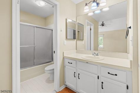 44 Morgan Court Bedminster NJ 07921