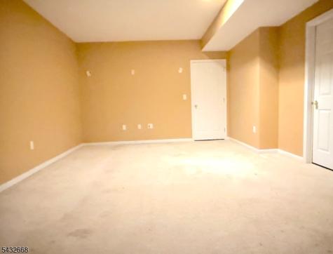 5 Magnolia Lane Cedar Grove NJ 07009