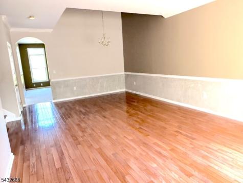 5 Magnolia Lane Cedar Grove NJ 07009