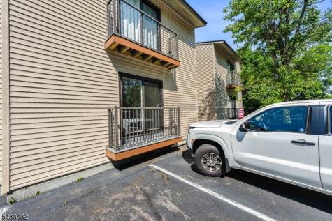 313 Spruce Hills Drive Glen Gardner NJ 08826