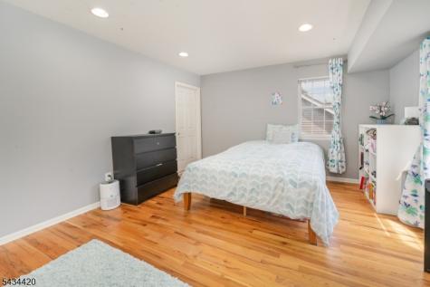 4 The Arbors New Providence NJ 07974