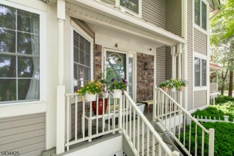 4 The Arbors New Providence NJ 07974
