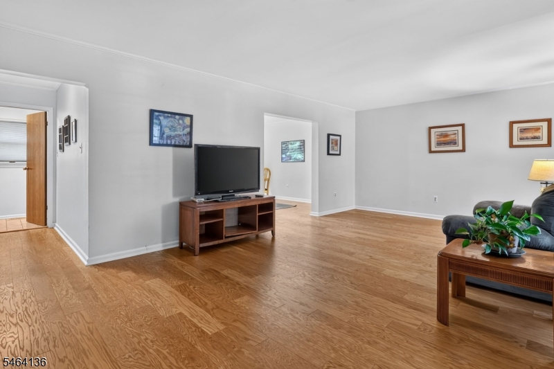 48 Kingswood Road Branchburg NJ 08876
