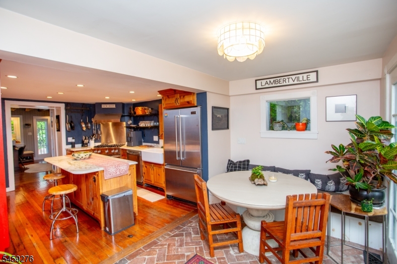 8 Canal Street Lambertville NJ 08530