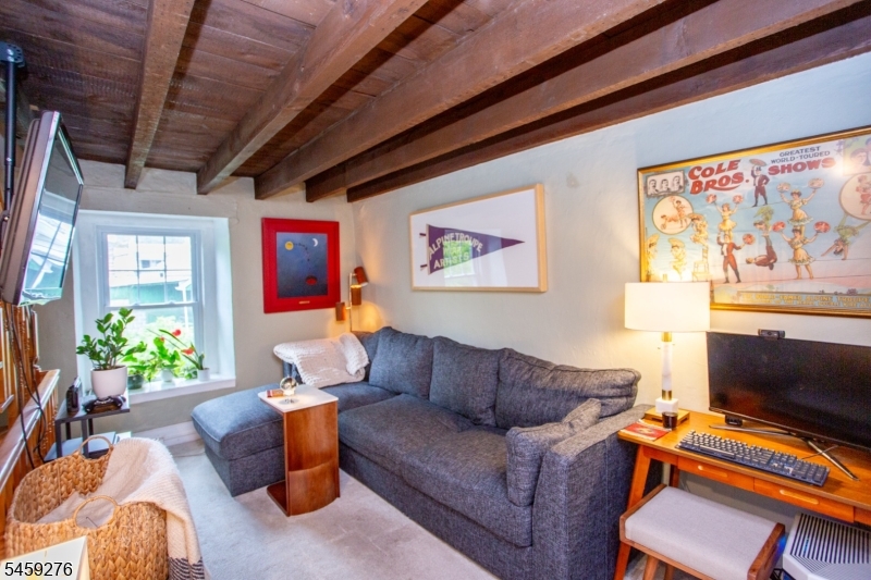 8 Canal Street Lambertville NJ 08530