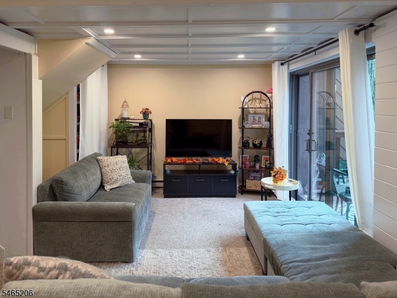 7 Village Way Vernon NJ 07462