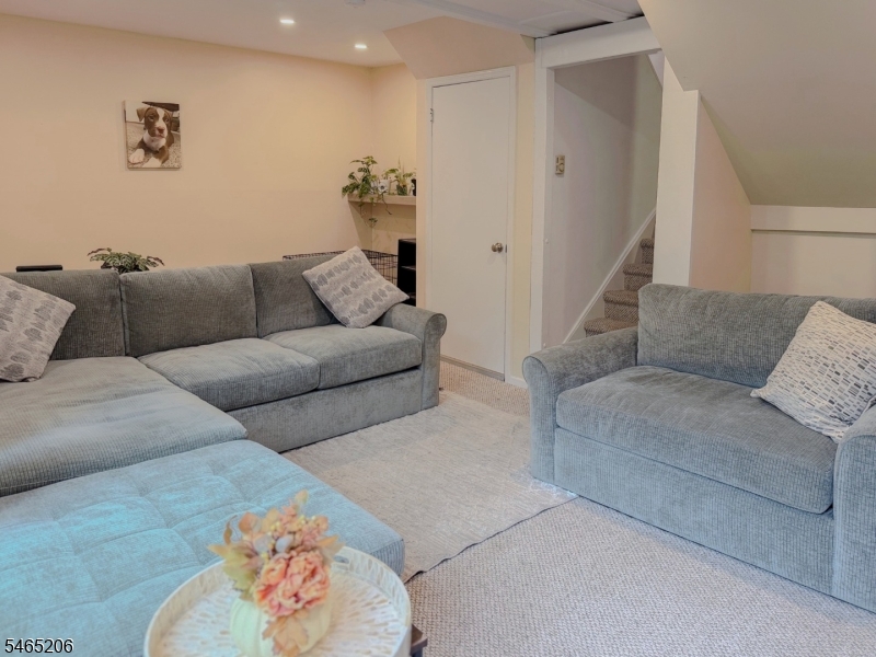 7 Village Way Vernon NJ 07462