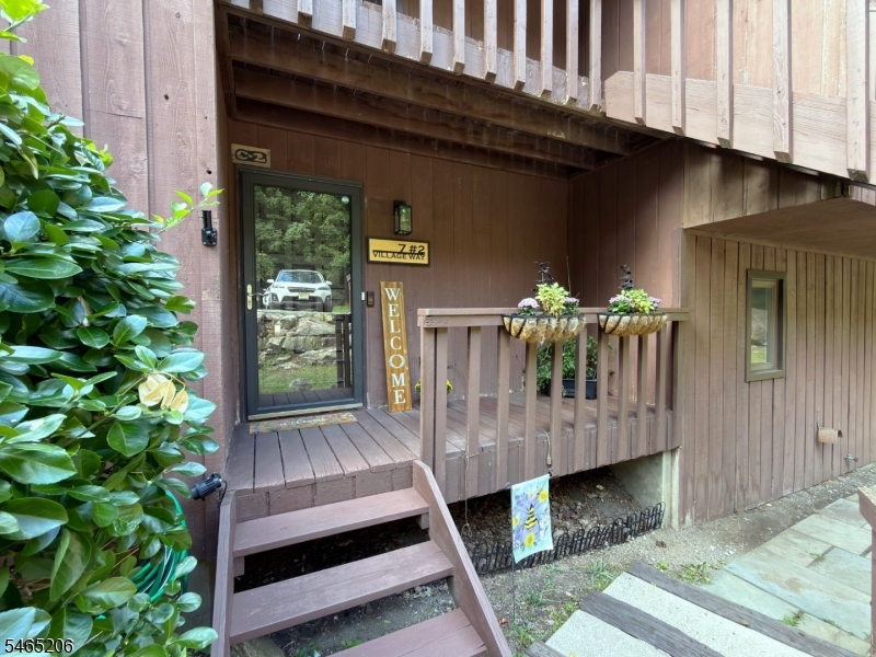 7 Village Way Vernon NJ 07462
