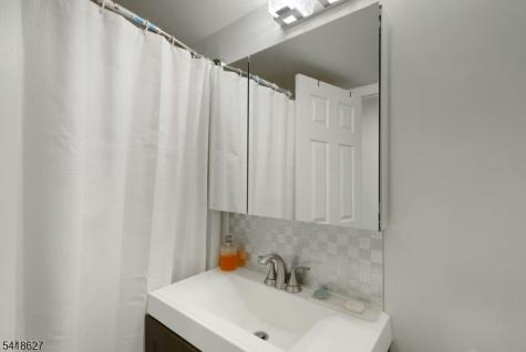 779 Riverside Avenue Lyndhurst NJ 07071