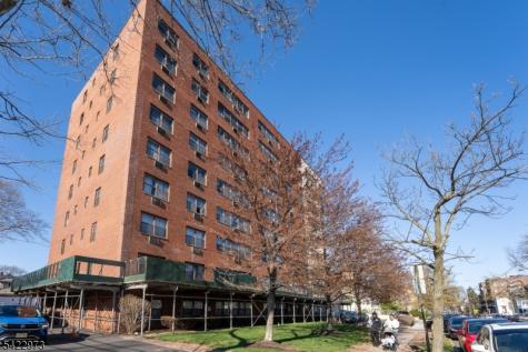 821 Jersey Avenue Elizabeth NJ 07202