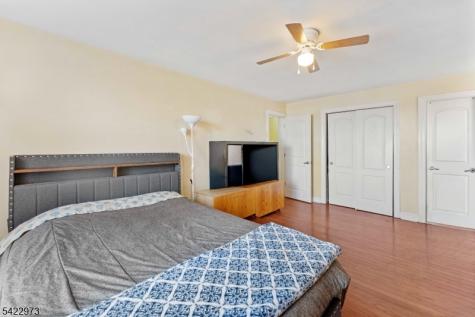 821 Jersey Avenue Elizabeth NJ 07202