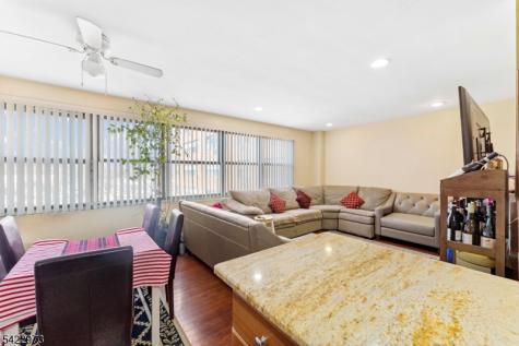 821 Jersey Avenue Elizabeth NJ 07202
