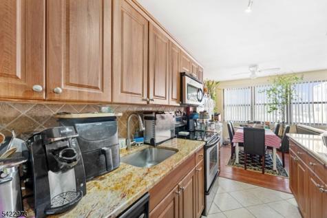 821 Jersey Avenue Elizabeth NJ 07202