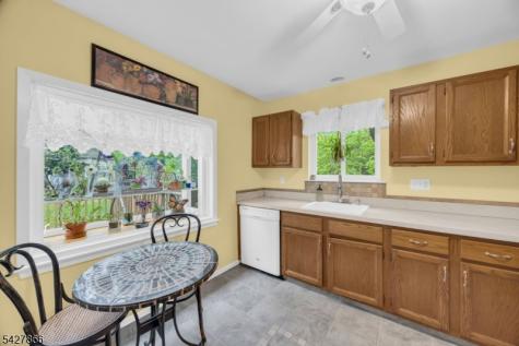 68 Hampton Court Hillsborough NJ 08844