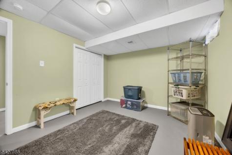 68 Hampton Court Hillsborough NJ 08844