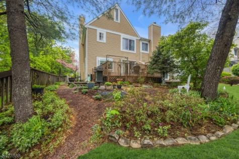 68 Hampton Court Hillsborough NJ 08844