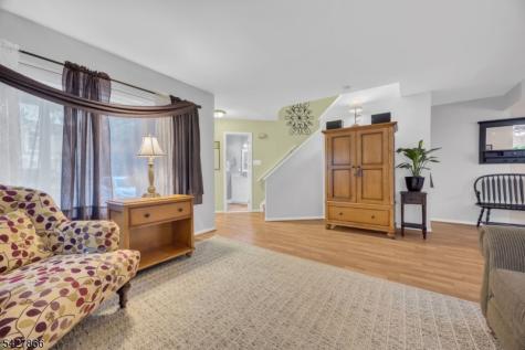 68 Hampton Court Hillsborough NJ 08844