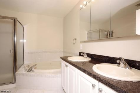 469 Hartford Drive Nutley NJ 07110