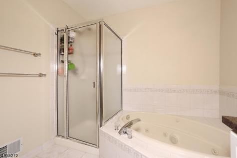 469 Hartford Drive Nutley NJ 07110
