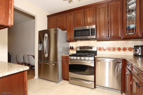 469 Hartford Drive Nutley NJ 07110