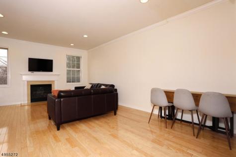 469 Hartford Drive Nutley NJ 07110