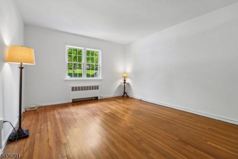 18 Wedgewood Drive Verona NJ 07044