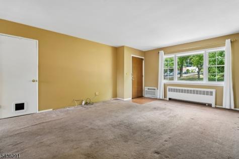 18 Wedgewood Drive Verona NJ 07044