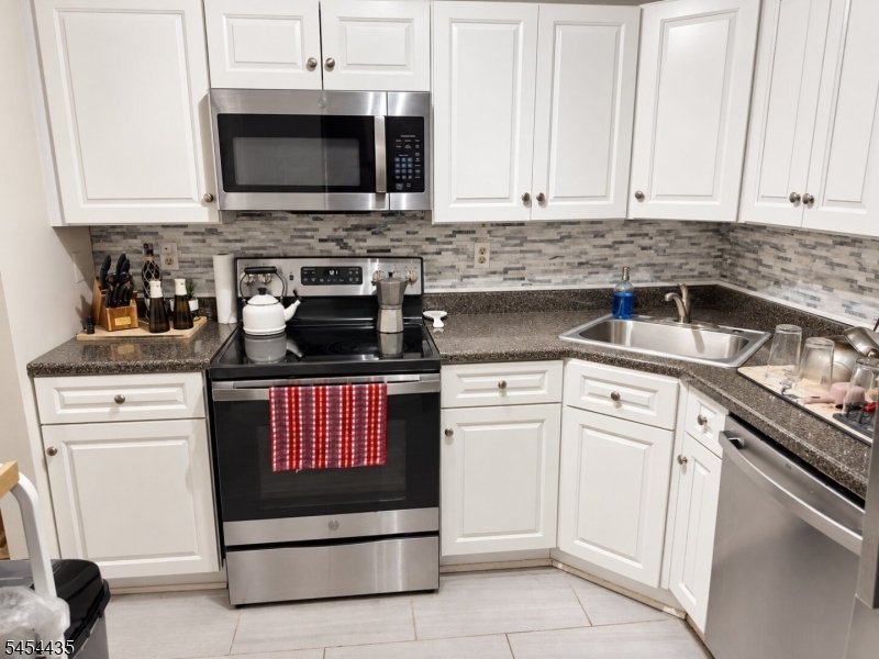 112 Sherwood Avenue Paterson NJ 07502