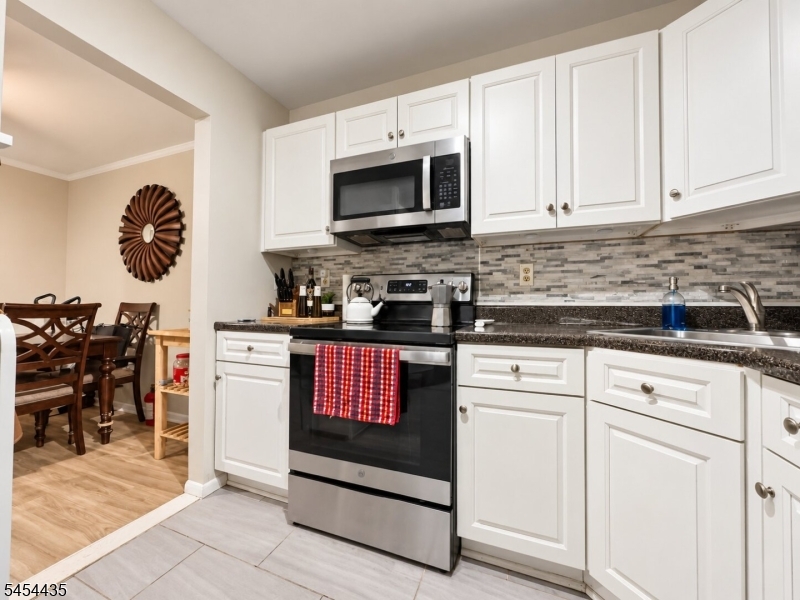 112 Sherwood Avenue Paterson NJ 07502