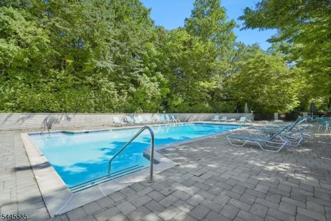 167 Marion Drive West Orange NJ 07052
