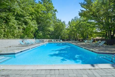 167 Marion Drive West Orange NJ 07052
