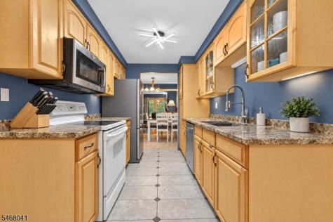 36 Oriole Drive Allamuchy NJ 07840