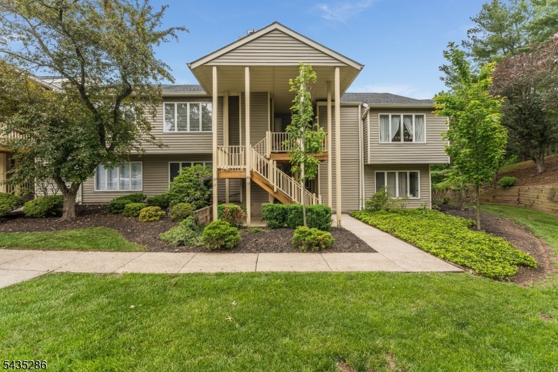20 Westchester Terrace Clinton NJ 08801
