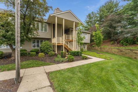 20 Westchester Terrace Clinton NJ 08801